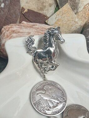 Gorgeously Detailed Sterling Horse Brooch/Pendant